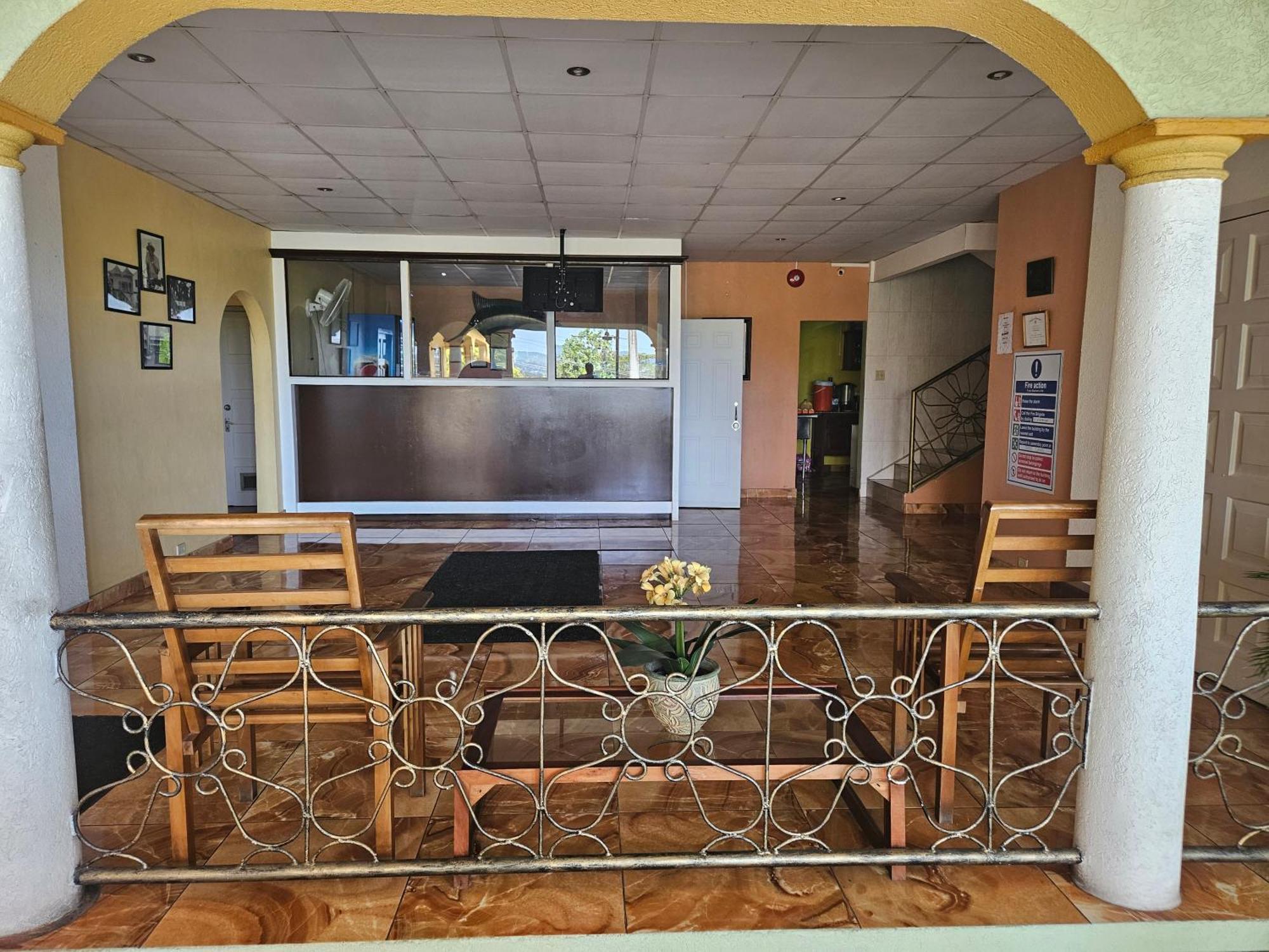 Palm Bay Guest House & Restaurant Montego Bay Zewnętrze zdjęcie